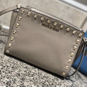 FLASH SALE! 🤘Michael Kors Studded Selma! 🤘